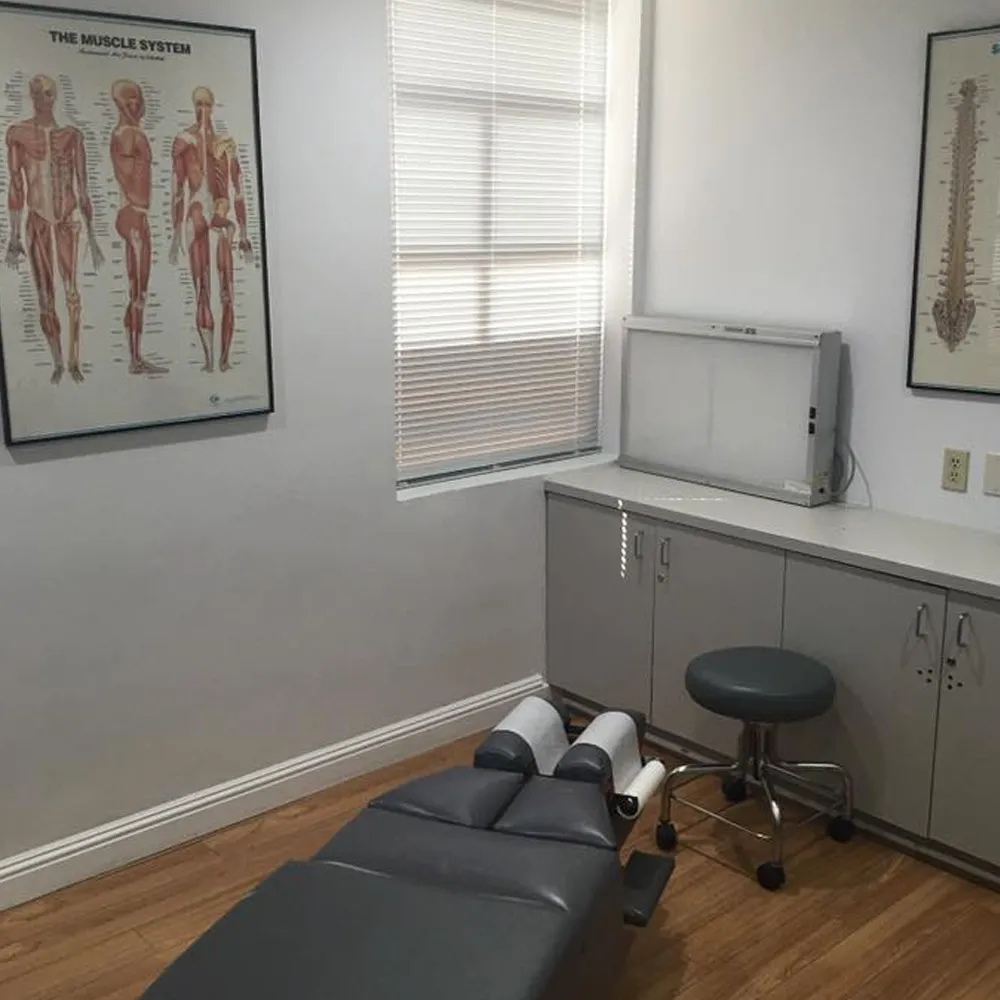 Chiropractic room with adjustment table